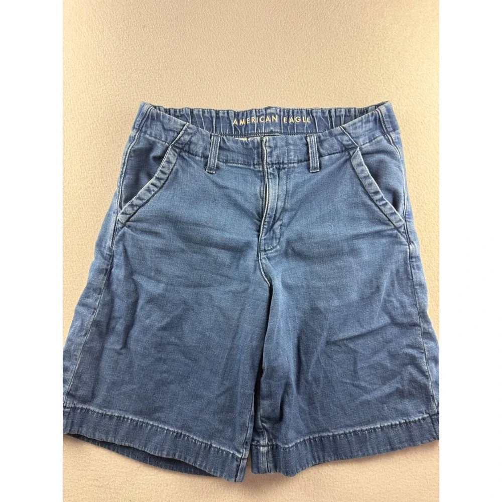 American Eagle Women 6 Trouser Bermuda Shorts Blue Stretch Denim Elastic Back